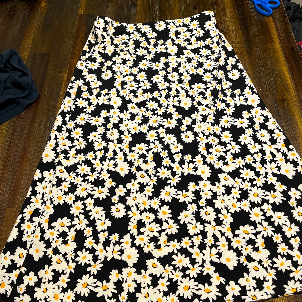 Woman’s Skirt